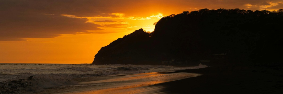 ATARDECER PLAYA 1200X400